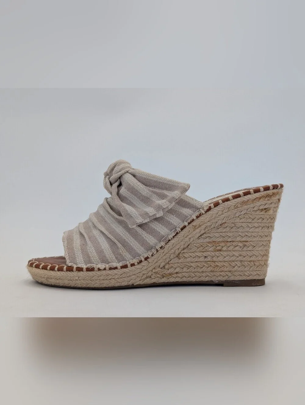 Sugar Hundreds Sz 10M Cream/Tan Canvas Knotted Bow Espadrille Wedge Mule